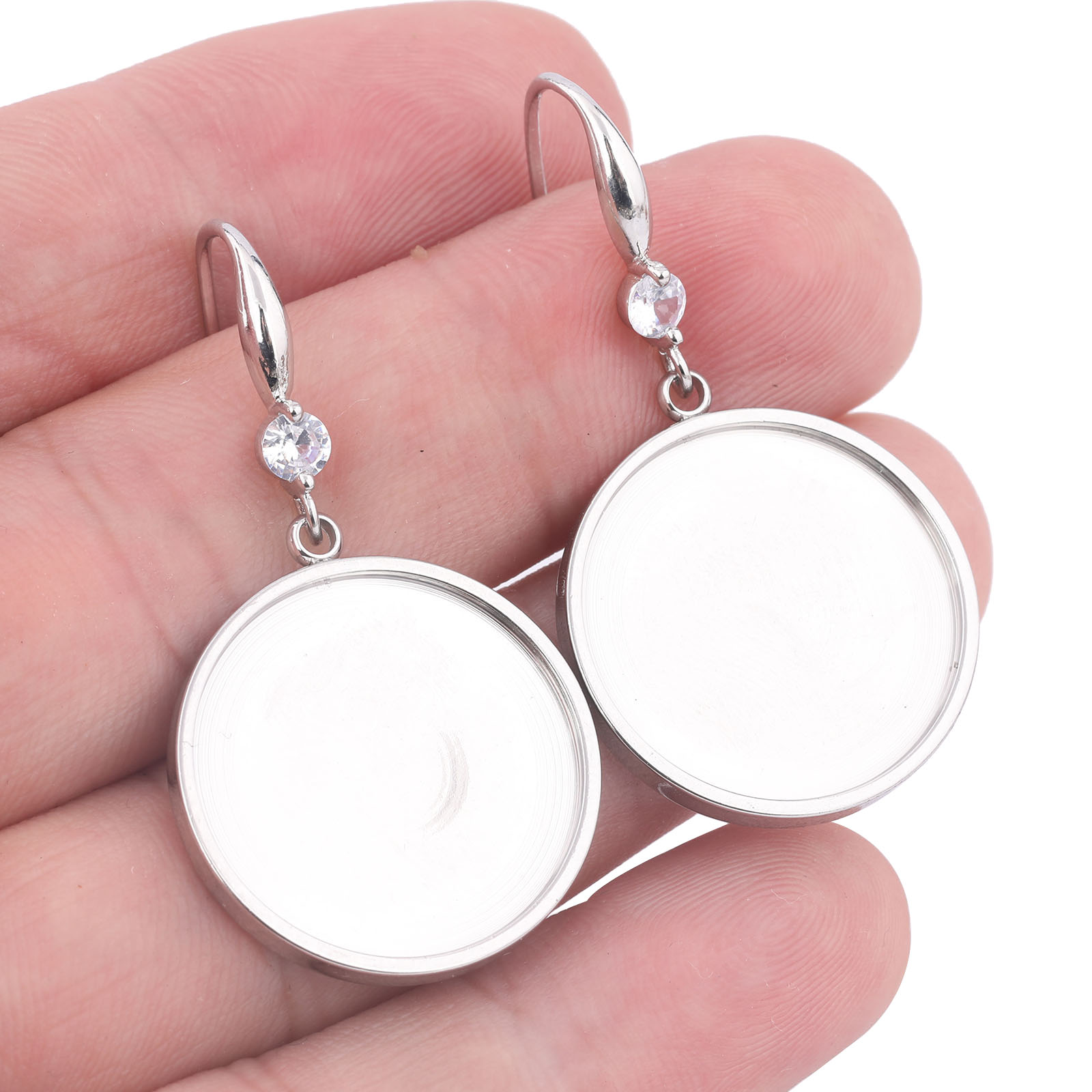6個入り ステンレス製 20mm カボションイヤリングベゼル - Jewelry Making Stones のレビューと価格
